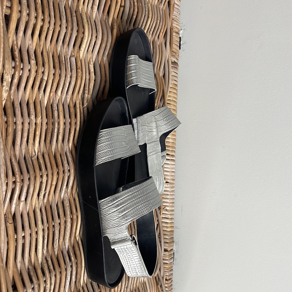 SANDALS - Vince - Picture 2 of 7